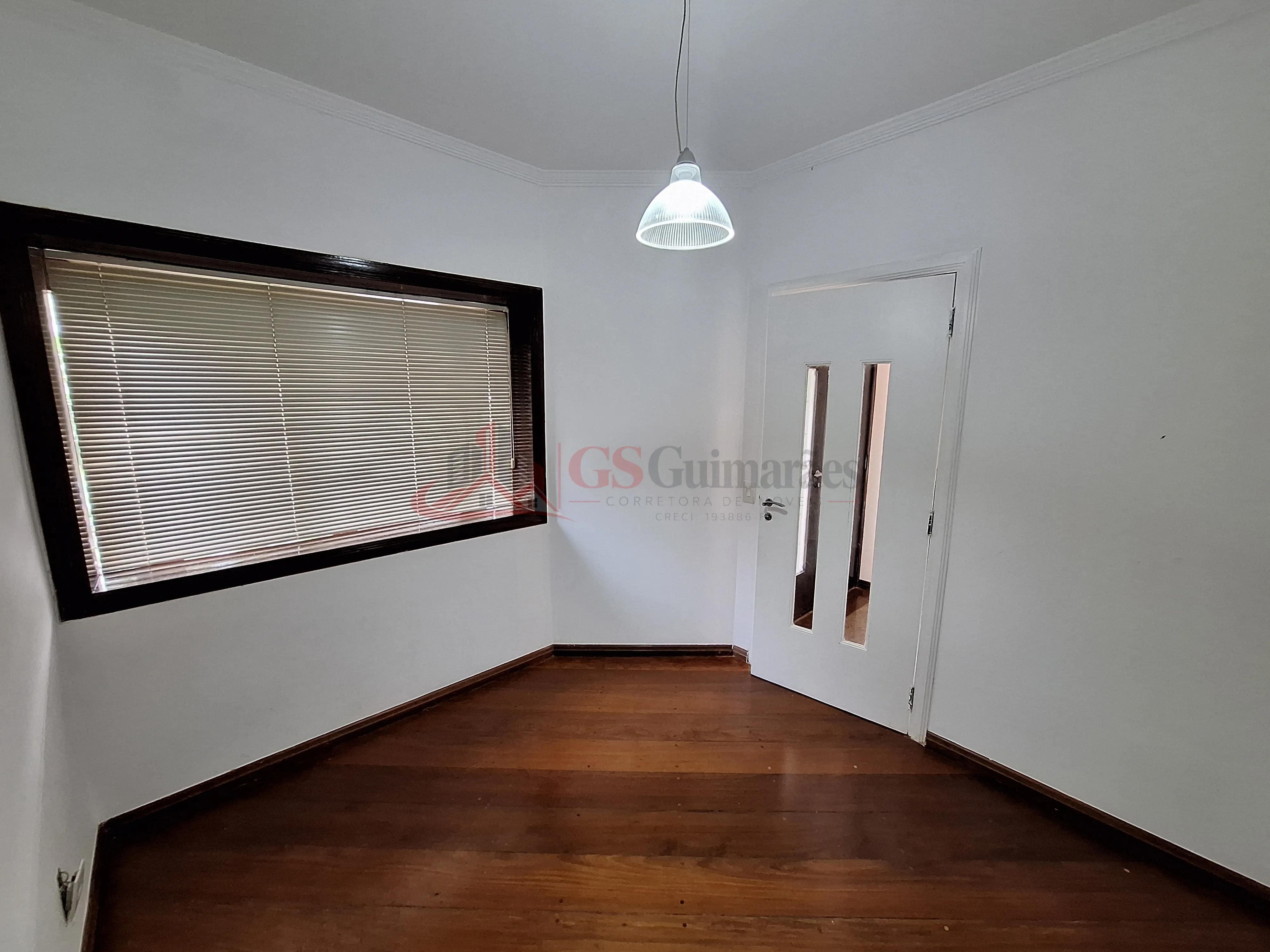 Imagem Casa no Residencial 10 - 421,06 m², 1 dormitório | Alphaville