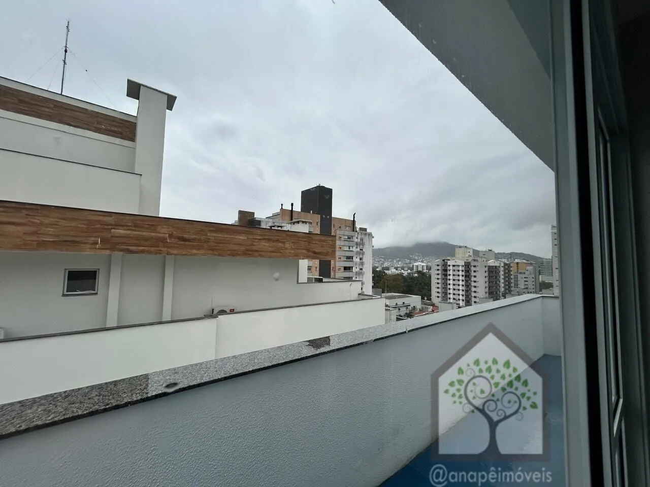 Imagem Cobertura duplex à venda no Itacorubi, nova, financiável e pronta para morar.
