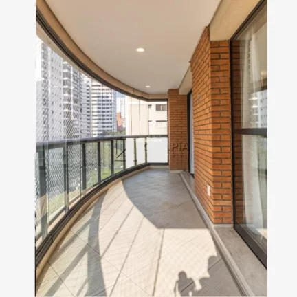 Imagem Imperdível: Apartamento de Luxo em Moema, São Paulo-SP - 3 quartos, 3 suítes, 5 banheiros, 4 vagas, 167m²