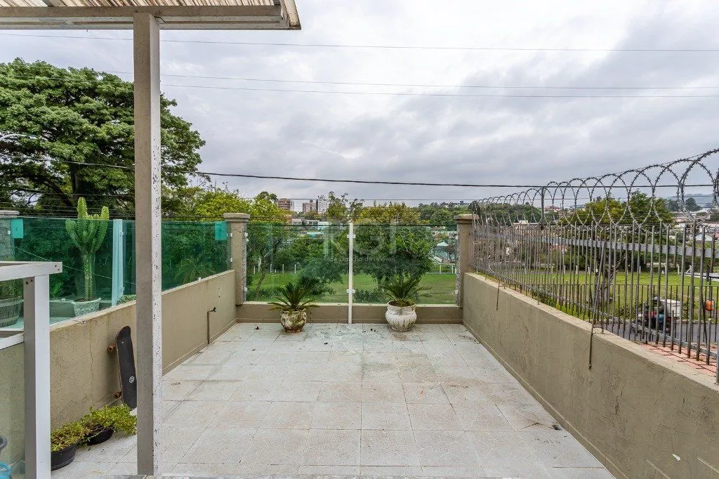 Imagem Sobrado para Venda - 171.64m², 3 dormitórios, sendo 1 suites, 2 vagas - Jardim Itu