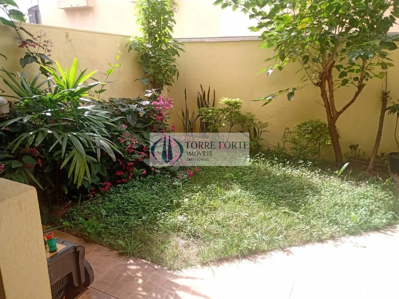 Imagem Lindo apartamento sem condomínio 3 dormitórios, 1 suíte, 2 vagas