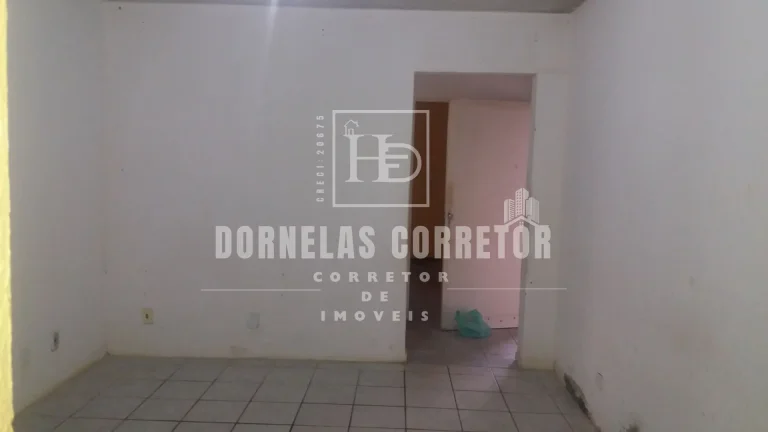 Imagem Apartamento em Jaboatão, 3 qts, 1wc, sala 2 amb., cz, quintal, 1vg de garagem coberta.