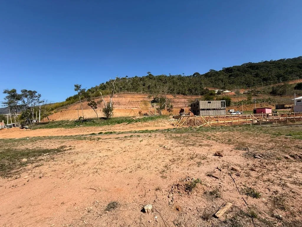 Imagem Terreno em Condomínio para Venda em Teresópolis / RJ no bairro Prata