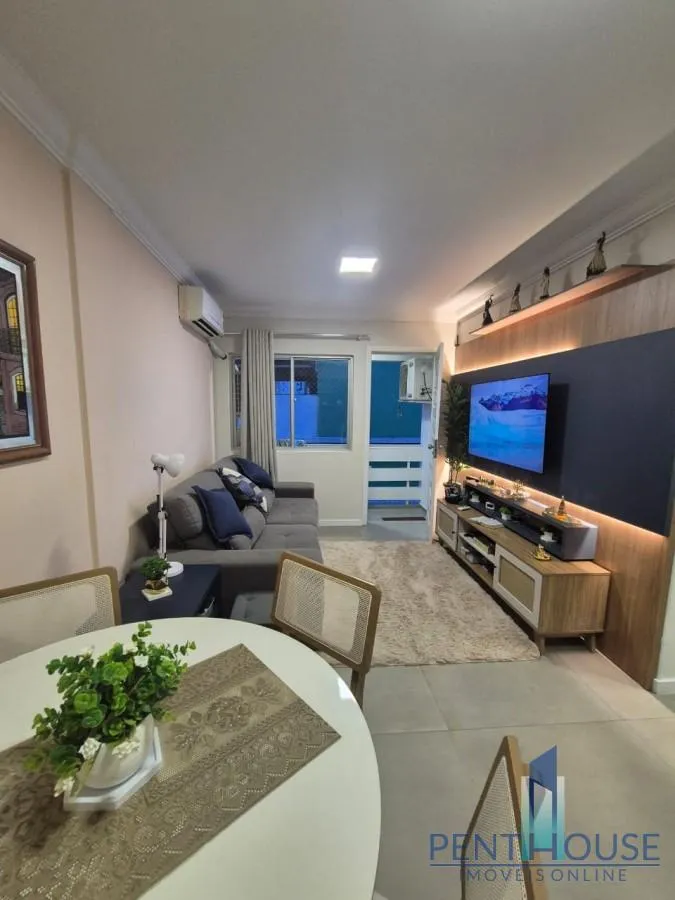 Imagem Apartamento Zona Central para Venda em Balneário Camboriú, CENTRO, 2 dormitórios, 1 banheiro, 1 vaga