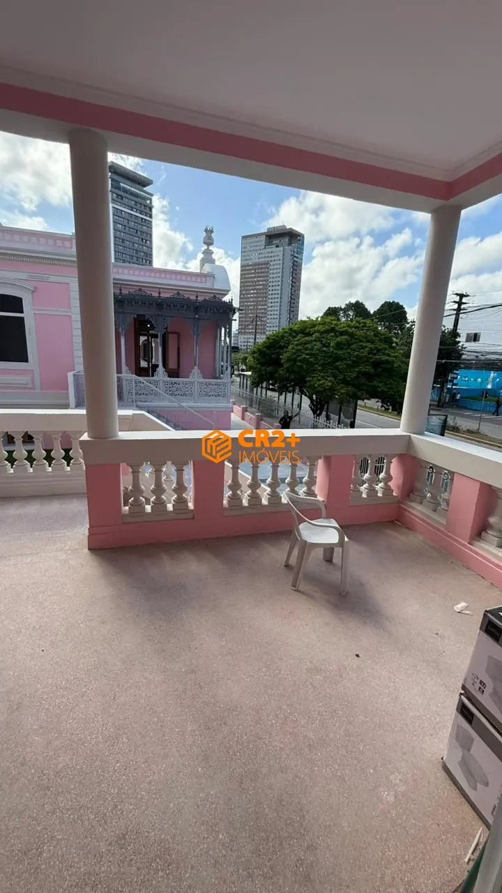 Imagem Alugo Casa para o seu Comércio- Casarão Tombado e revitalizado