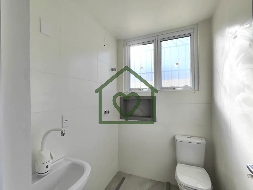 Imagem Apartamento totalmente reformado com 01 dormitório e 02 vagas de garagem próximo à PUC, bairro Ja...