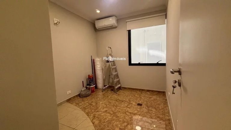 Imagem Conjunto Comercial de Alto Padrão para Locação na Bela Vista, São Paulo-SP: 3 Salas, 1 Vaga de Garagem, 62m².