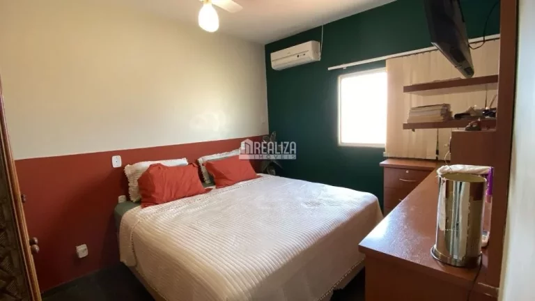 Imagem Apartamento com 3 dormitórios e suíte no Condomínio Edifício Fabiana, em Uberaba - Imperdível!