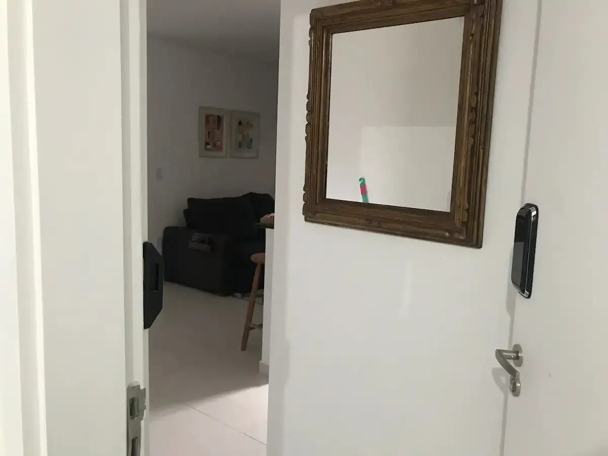 Imagem Apartamento 2 Dormitórios Próximo ao Shopping Iguatemi Campolim- Sororcaba Entrada R$270 mil
