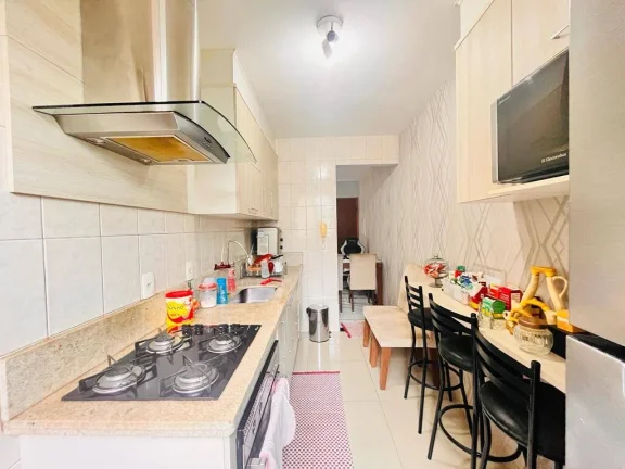 Imagem Apartamento 2 Dormitórios 1 Banheiro com armários planejados