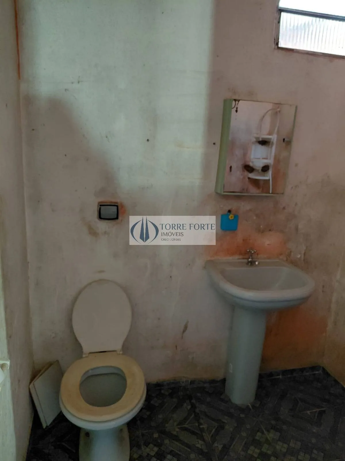 Imagem Casa térrea 130 m² para reforma ou investimento na Chacára Mafalda.