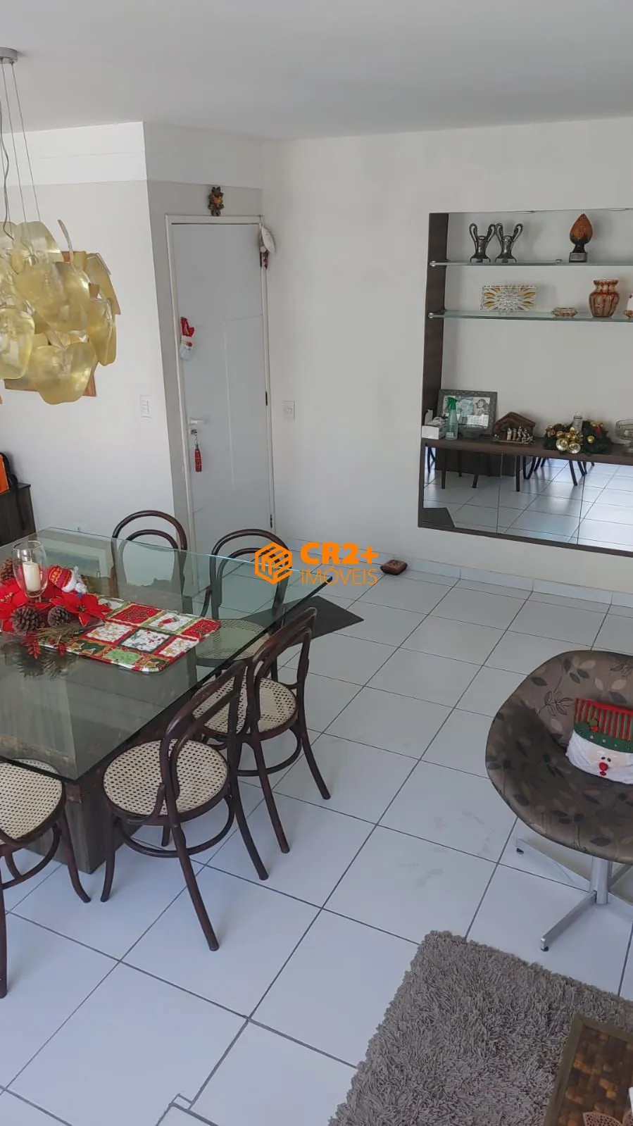 Imagem Apartamento à Venda de 125 m² 04 quartos, 02 suítes em Espinheiro em Recife