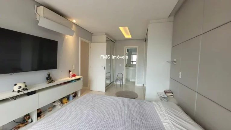 Imagem Imóvel de alto padrão no Brooklin, São Paulo-SP: Apartamento 3 suítes, 2 salas, 5 banheiros, 3 vagas. Venha conhecer!