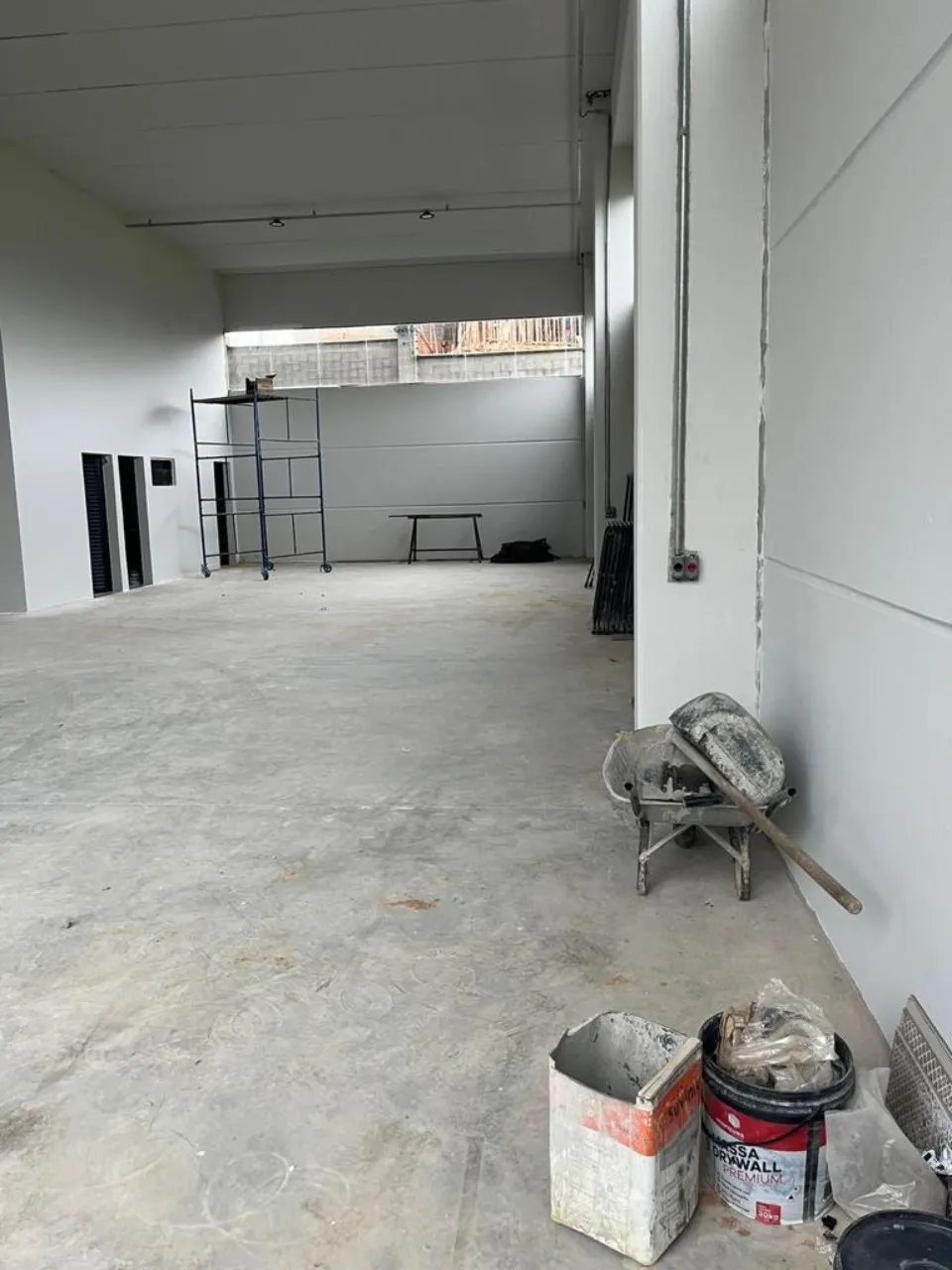 Imagem Barracão Industrial de 954m² em Alphaville Nova Esplanada - Votorantim-SP: Venda ou Locação.