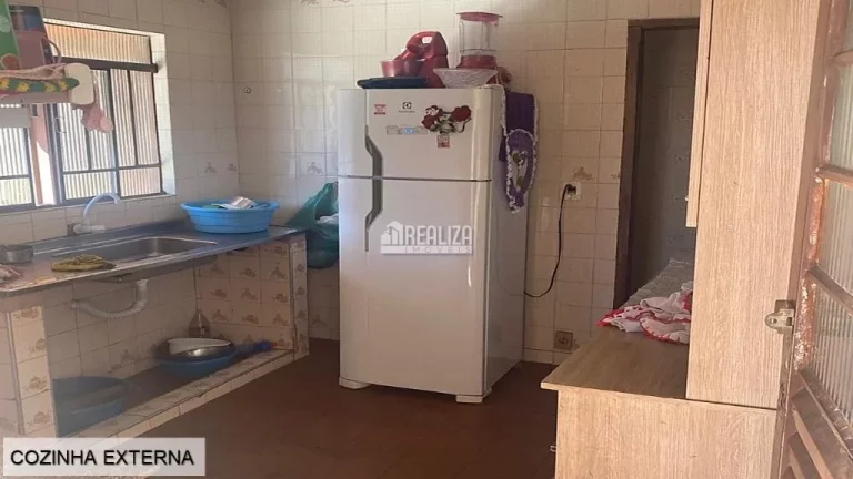 Imagem Casa redonda à venda em Uberaba - 2 dormitórios, churrasqueira na varanda!