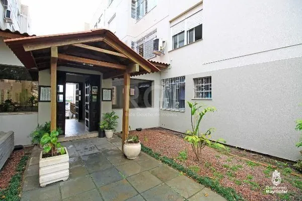 Imagem Apartamento de dois quartos e uma vaga de garagem no bairro Tristeza em Porto Alegre