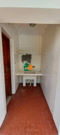 Imagem Chácara para Venda em São Roque, Recanto Flora, 2 dormitórios, 1 banheiro, 2 vagas