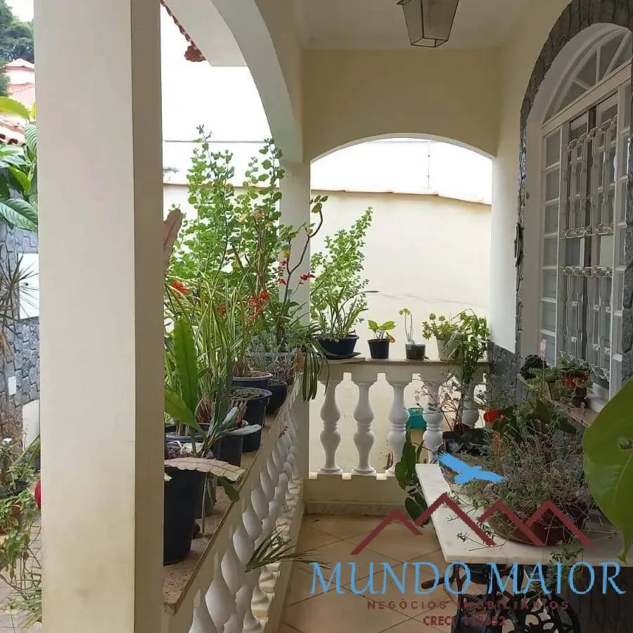 Imagem Casa com 3 Quartos e 1 banheiros e 1 suite + Edicula 360 m² R$ 900.000.00