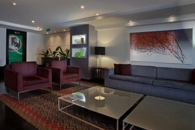 Imagem Flat disponível para venda no Quality Suites Alphaville, com 39m², 1 dormitório e 1 vaga