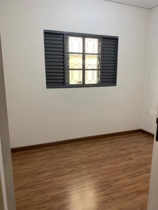 Imagem CASA A VENDA TÉRREA ZONA LESTE EM SOROCABA