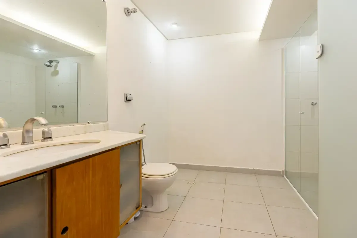 Imagem Casa com 5 Quartos à Venda, 300 m² em Continental - Osasco