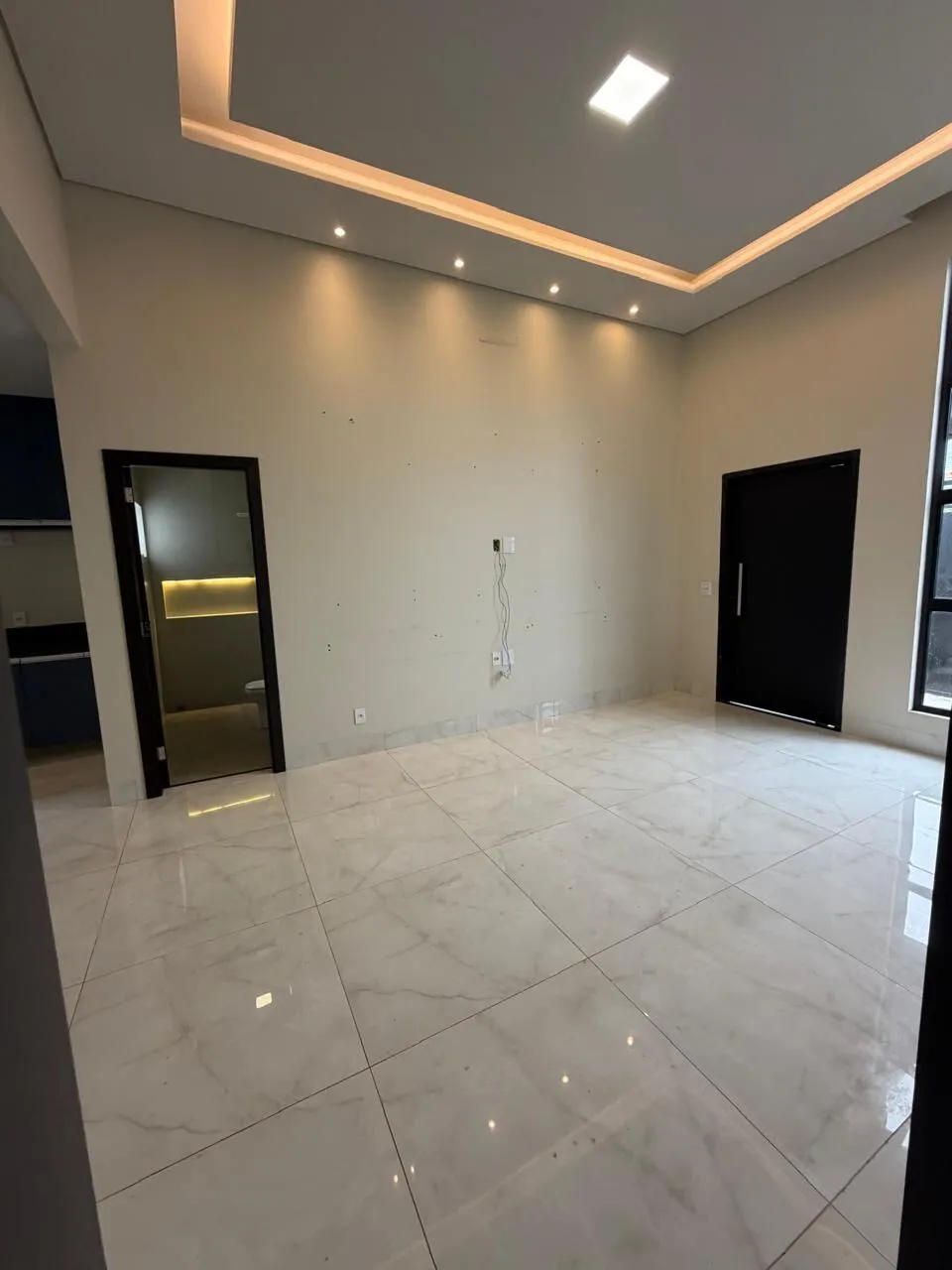 Imagem Casa 2 Quartos sendo 1 Suíte Bairro Morada Do Ouro 2