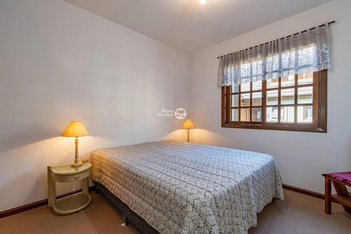 Imagem Apartamento Duplex à venda por R$ 820.000 = Floresta, Gramado =