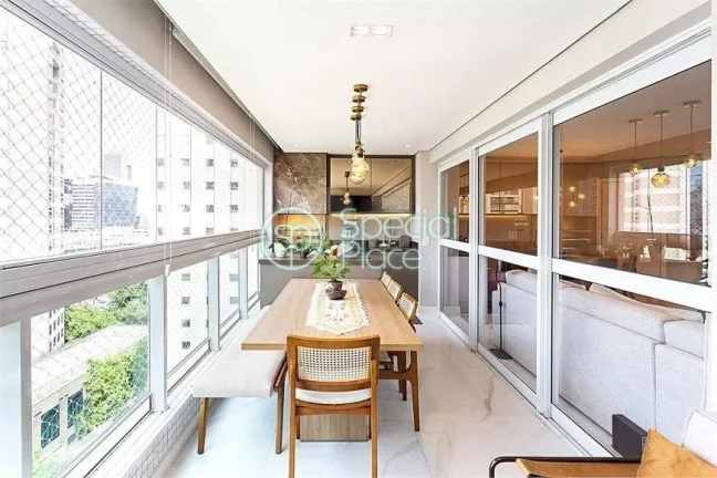 Excelente apartamento à venda no Brooklin, totalmente reformado, pronto para morar! - Área: 124,00...
