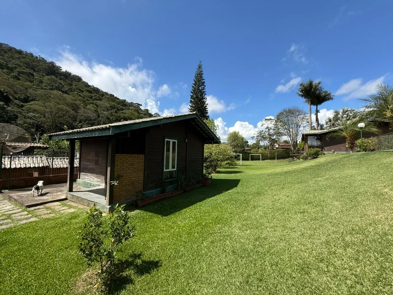 Imagem Casa em Condomínio para Venda em Teresópolis / RJ no bairro Albuquerque