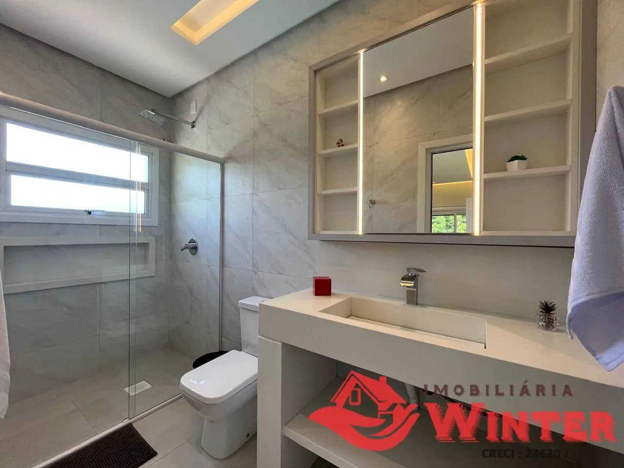 Imagem Ampla casa de 224m² em terreno de 957m² em Picada Cará, Feliz.