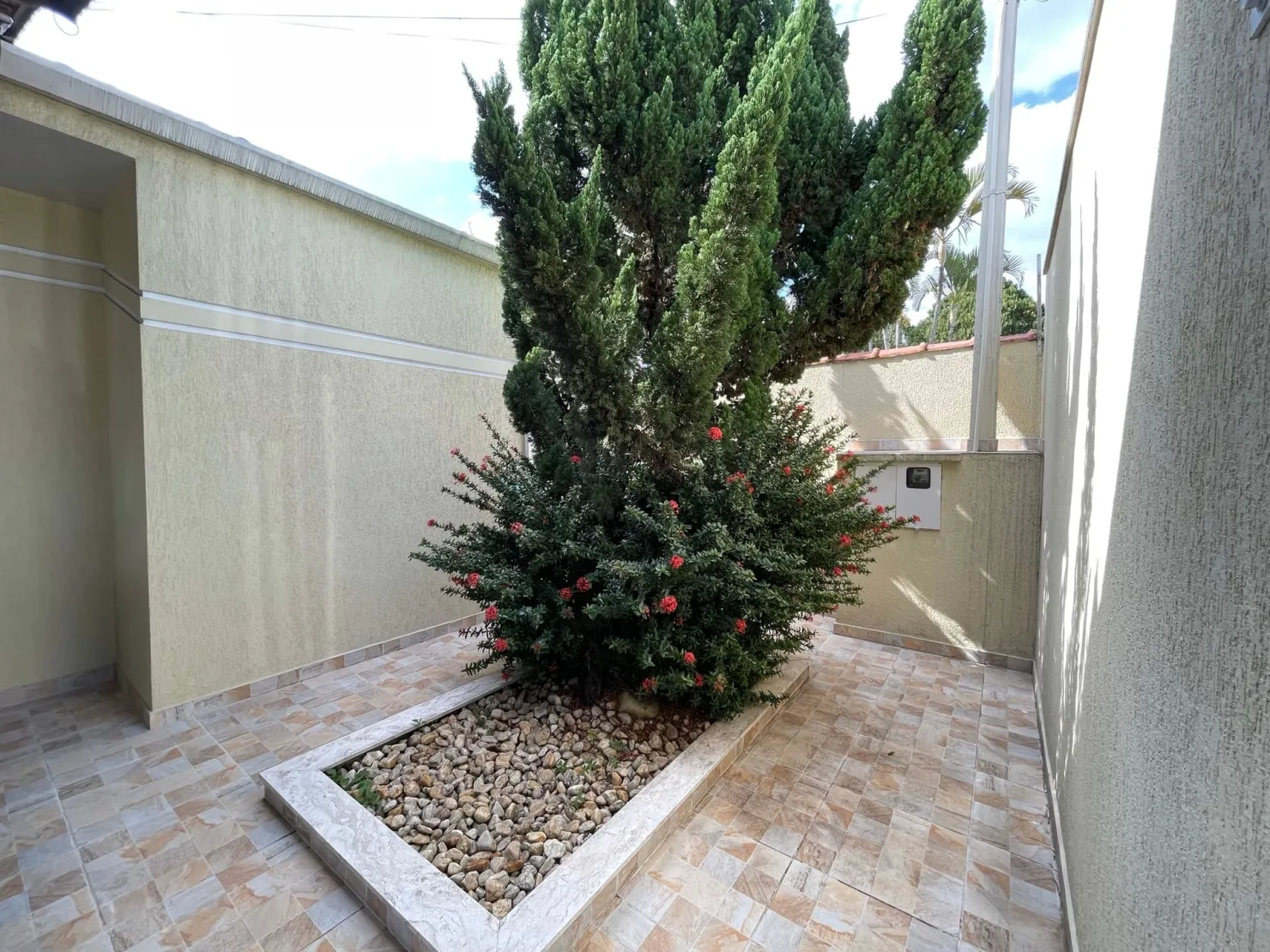Imagem Casa à venda 3 Quartos, 1 Suite, 2 Vagas, 400M², Bel Recanto, Taubaté - SP