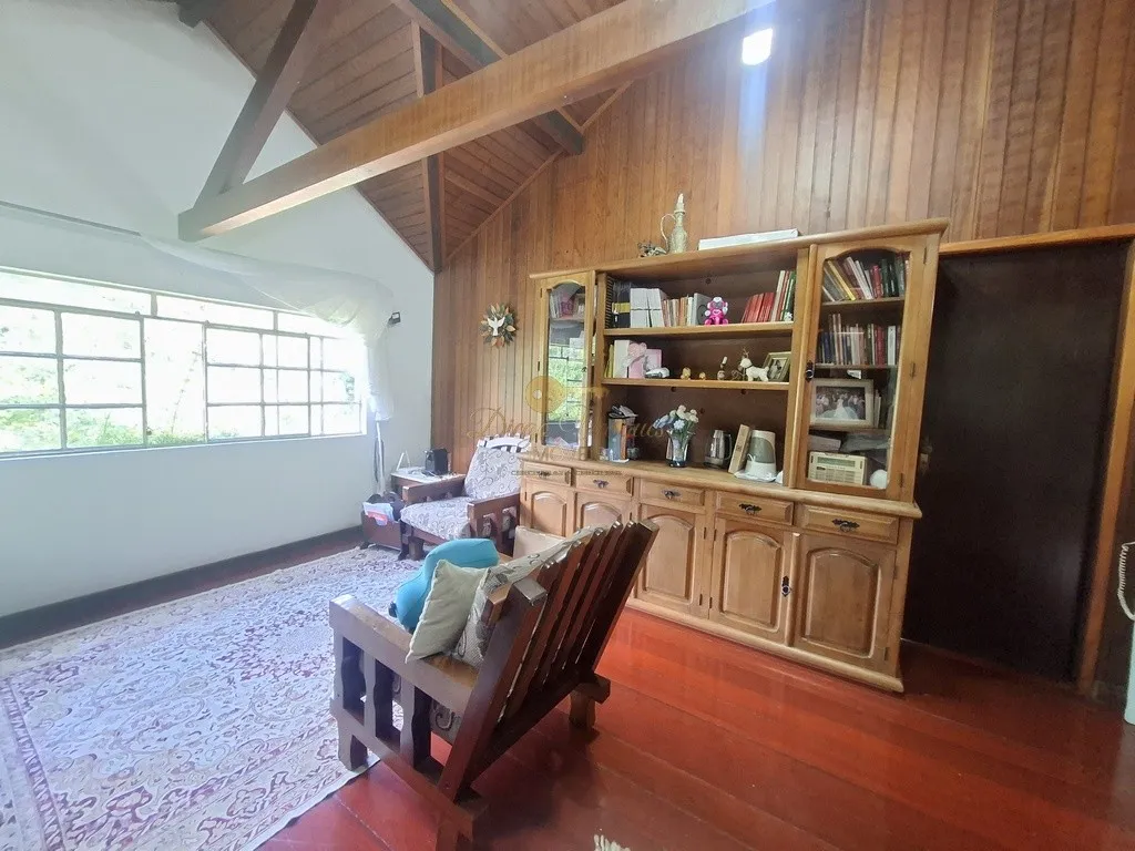 Imagem Casa para Venda em Teresópolis / RJ no bairro Albuquerque