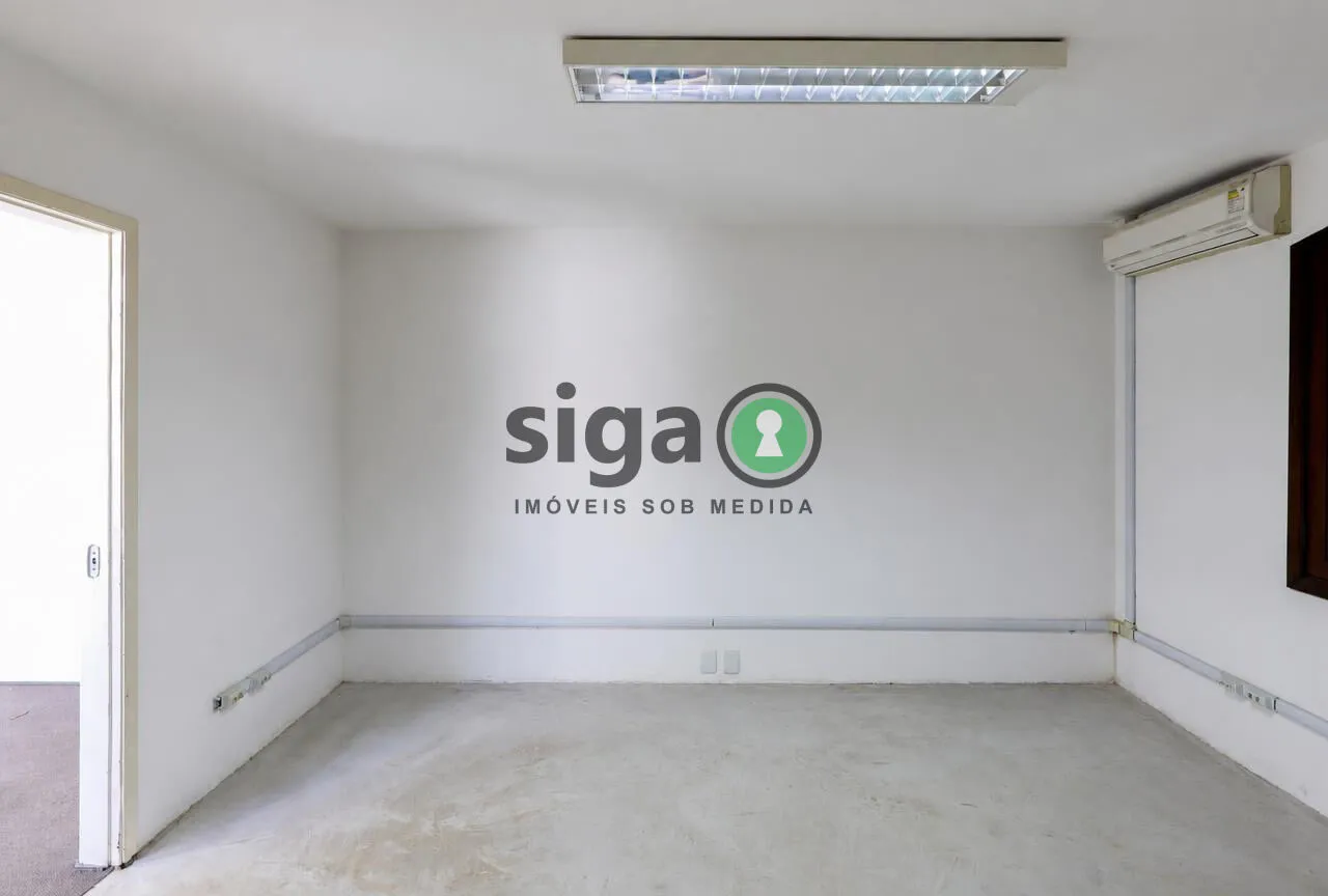 Imagem Casa Sobrado de 220m² com 3 quartos - Chácara Santo Antônio- São Paulo/SP