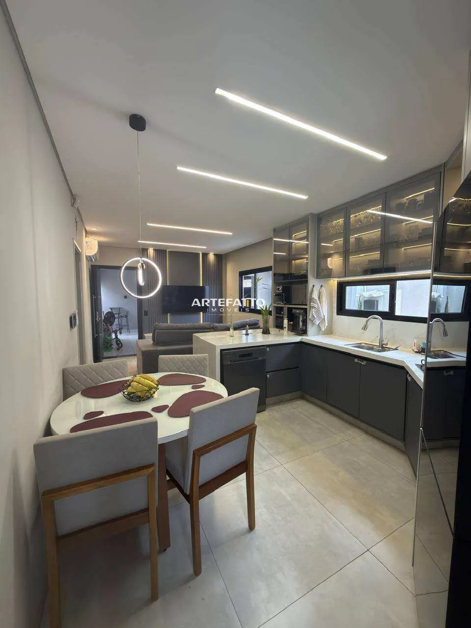 Foto do imóvel Casa à venda em Franca, Prolongamento Jardim Ângela Rosa, com 3 quartos, 107m2