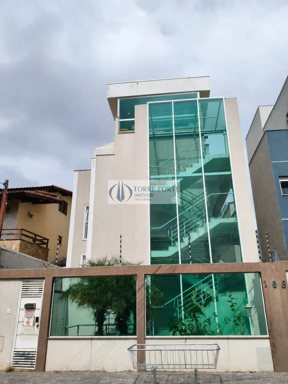 Foto do imóvel Apartamento 2 dormitórios sem vaga na Penha de França em Rua Capiacaci