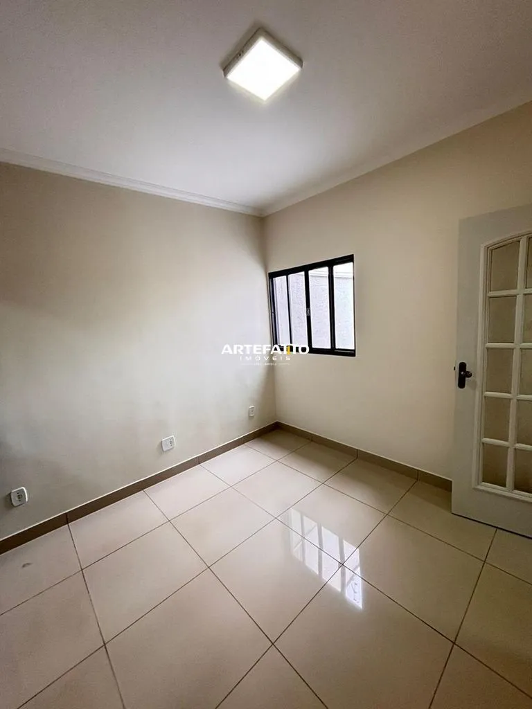 Imagem Casa à Venda em Jardim Ângela Rosa, Franca - SP
