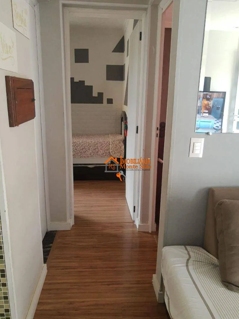 Imagem Casa com 2 dormitórios à venda, 42 m² por R$ 235.000,00 - Vila Carmela I - Guarulhos/SP