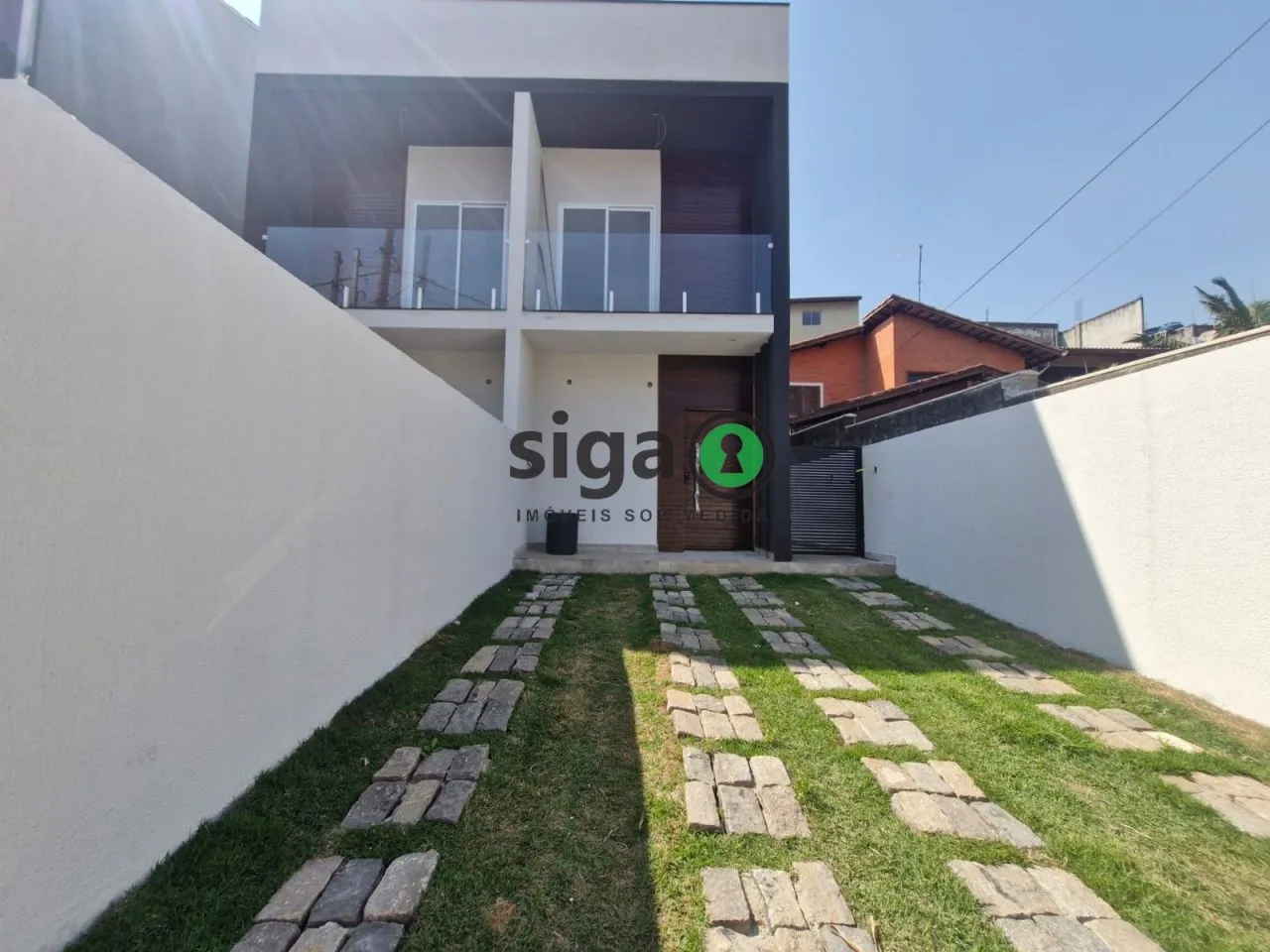 Foto do imóvel Casa Nova com 103 metros 3 dormitórios , 2 vagas em Condomínio no Taboão da Serra