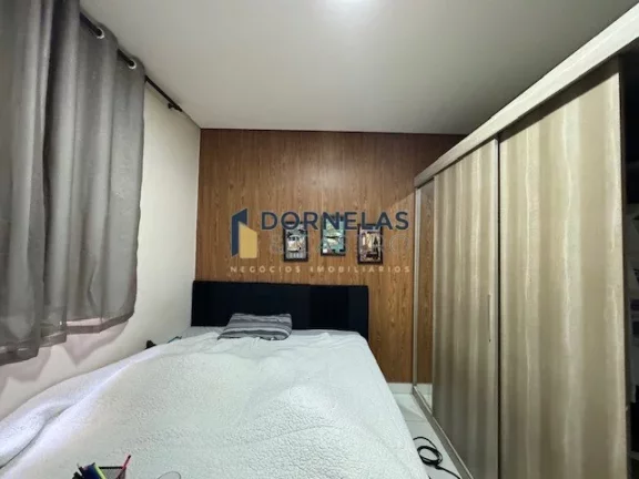 Imagem CASA COM 3 QUARTOS, 1 SUÍTE, VEREDA DA CRUZ, COND. FECHADO ACEITA CARRO