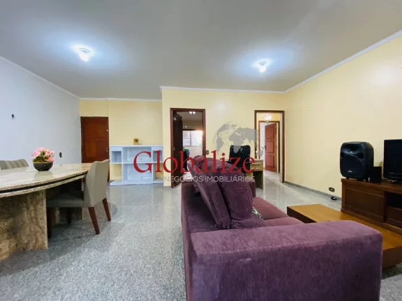 Imagem Lindo apartamento com 2 dormitórios no José Menino na quadra da praia no primeiro andar por R$ 586.000,00.