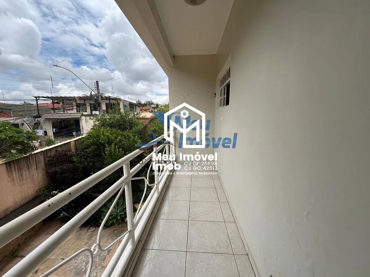 Imagem Casa 4 Quartos 2 Suítes 7 Vagas 380m² Escritura Taguatinga