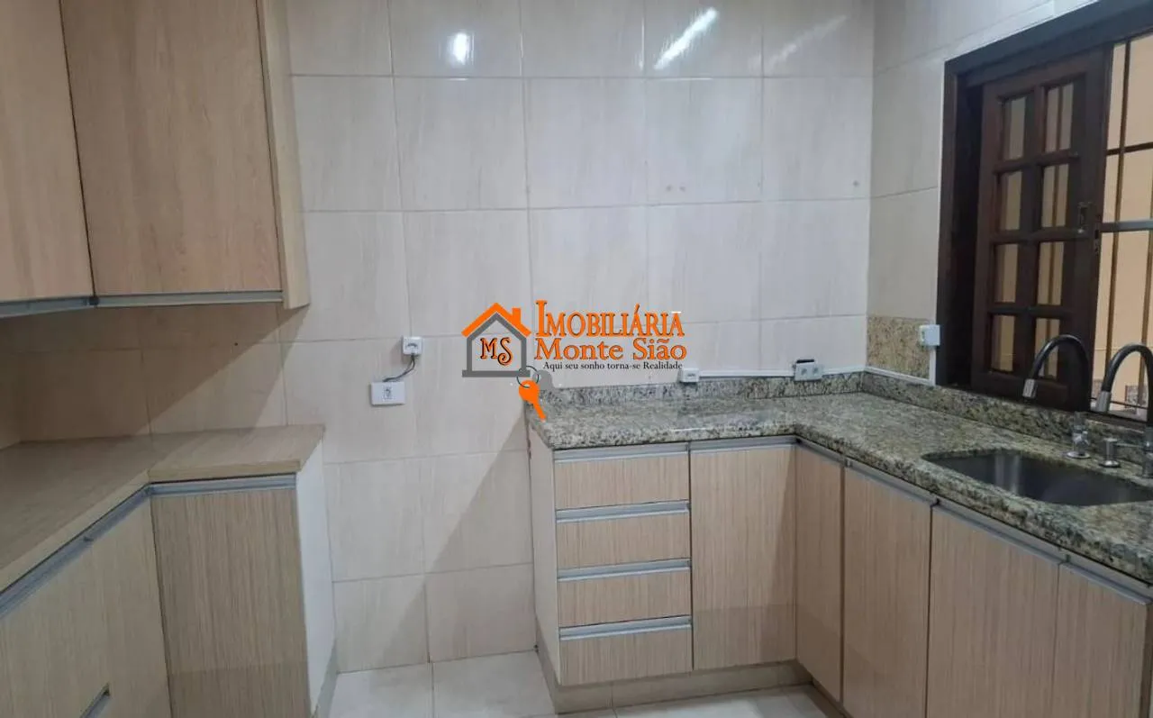 Imagem Sobrado com 3 dormitórios à venda, 100 m² por R$ 550.000,00 - Jardim Vila Galvão - Guarulhos/SP