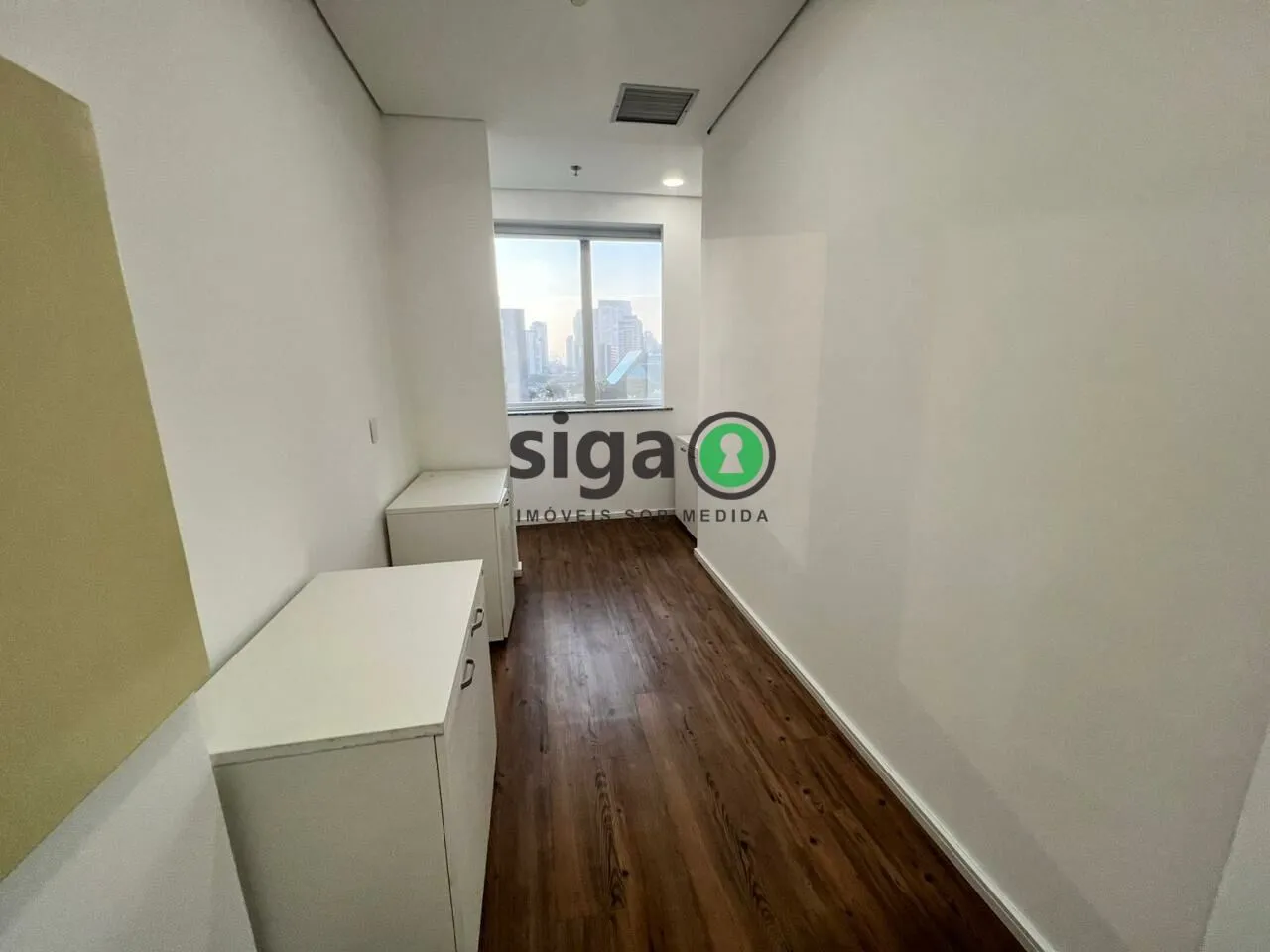 Imagem Conjunto Comercial ao Lado da Hebraica - Jardim Europa - São Paulo/SP