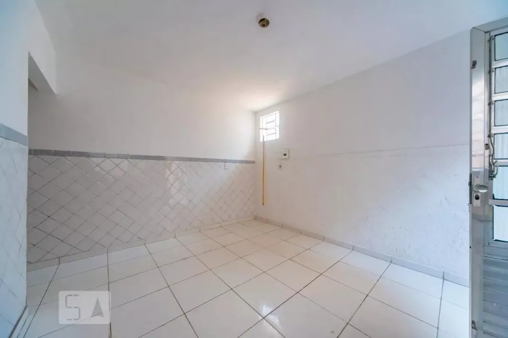 Imagem Casa para locação na Vila Bela Vista: 1 quarto, 1 banheiro, 1 vaga de garagem - Santo André-SP
