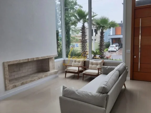 Imagem Sobrado 05 suítes com piscina em condomínio fechado mobiliado e decorado