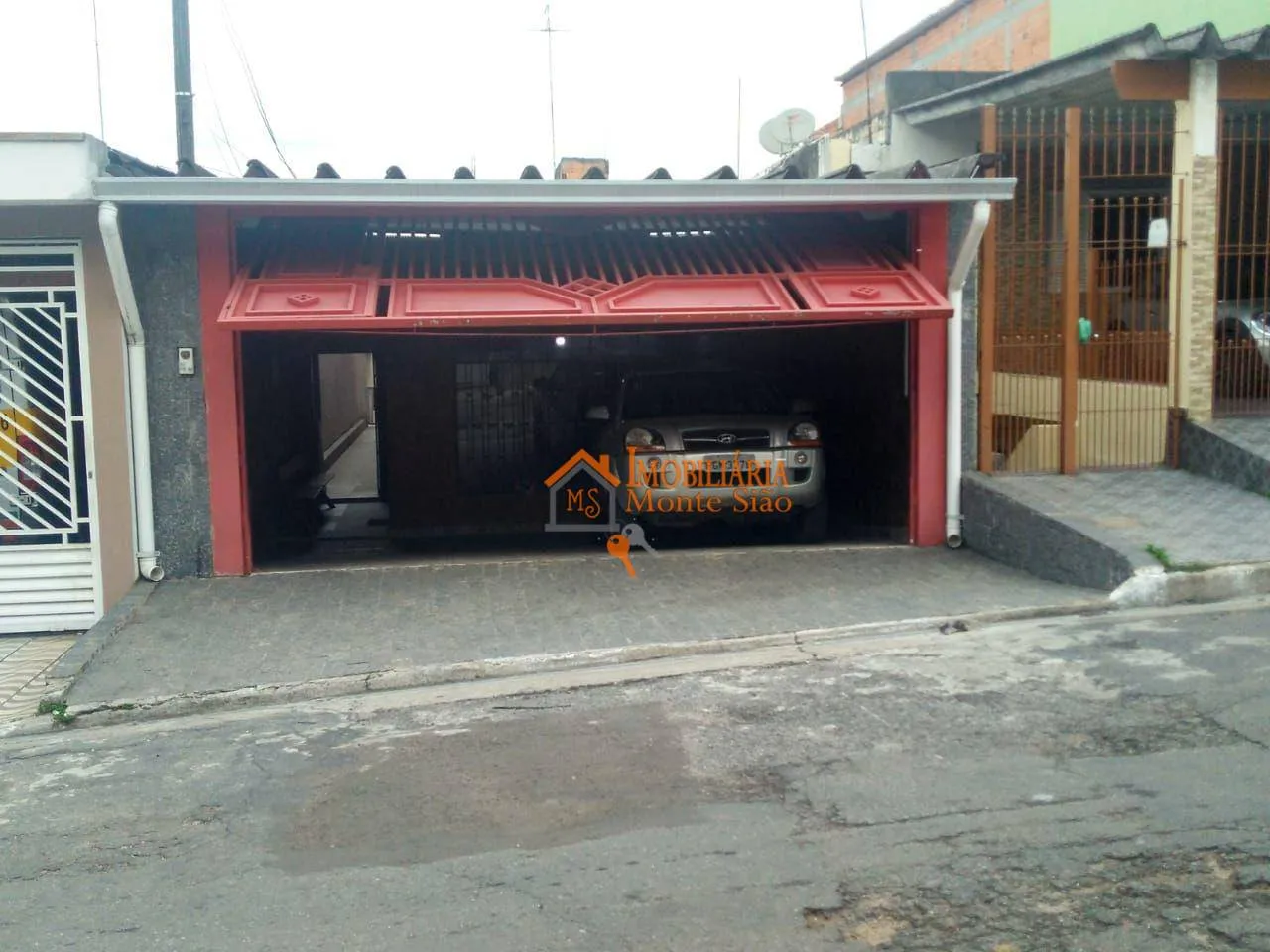 Imagem Casa com 5 dormitórios à venda, 184 m² por R$ 550.000,00 - Jardim Almeida Prado - Guarulhos/SP