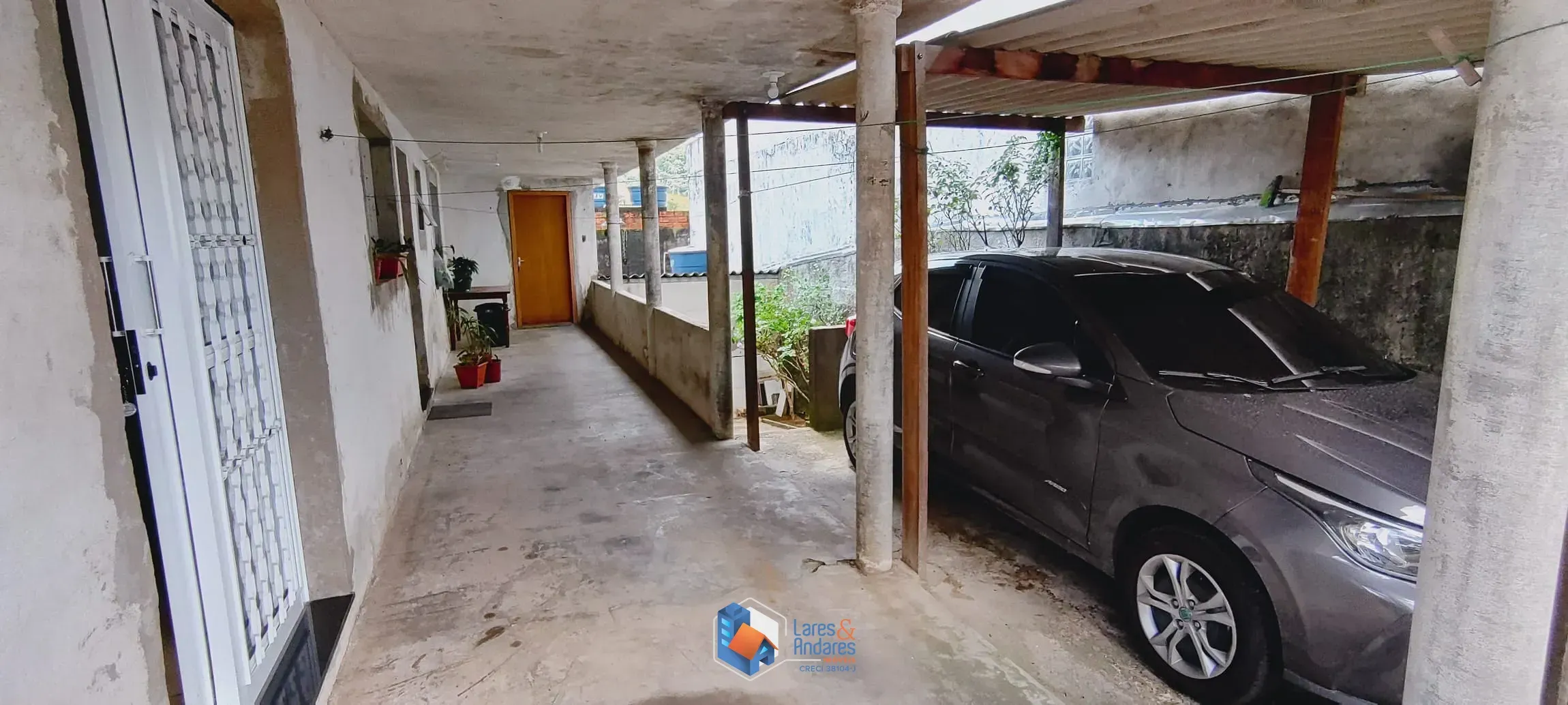 Imagem CASA À VENDA, COM 250 M² QUINTAL ESPAÇOSO, COM MÓVEIS PLANEJADOS NA COZINHA E 4 VAGAS , COM EDÍCULA - JARDIM SYDNEY, SÃO PAULO, SP