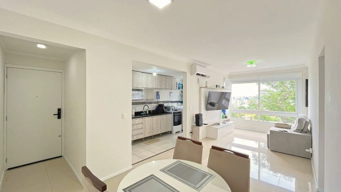 Imagem Apartamento 2 dormitórios com suíte | 2 vagas | Mobiliado | Vista da cidade