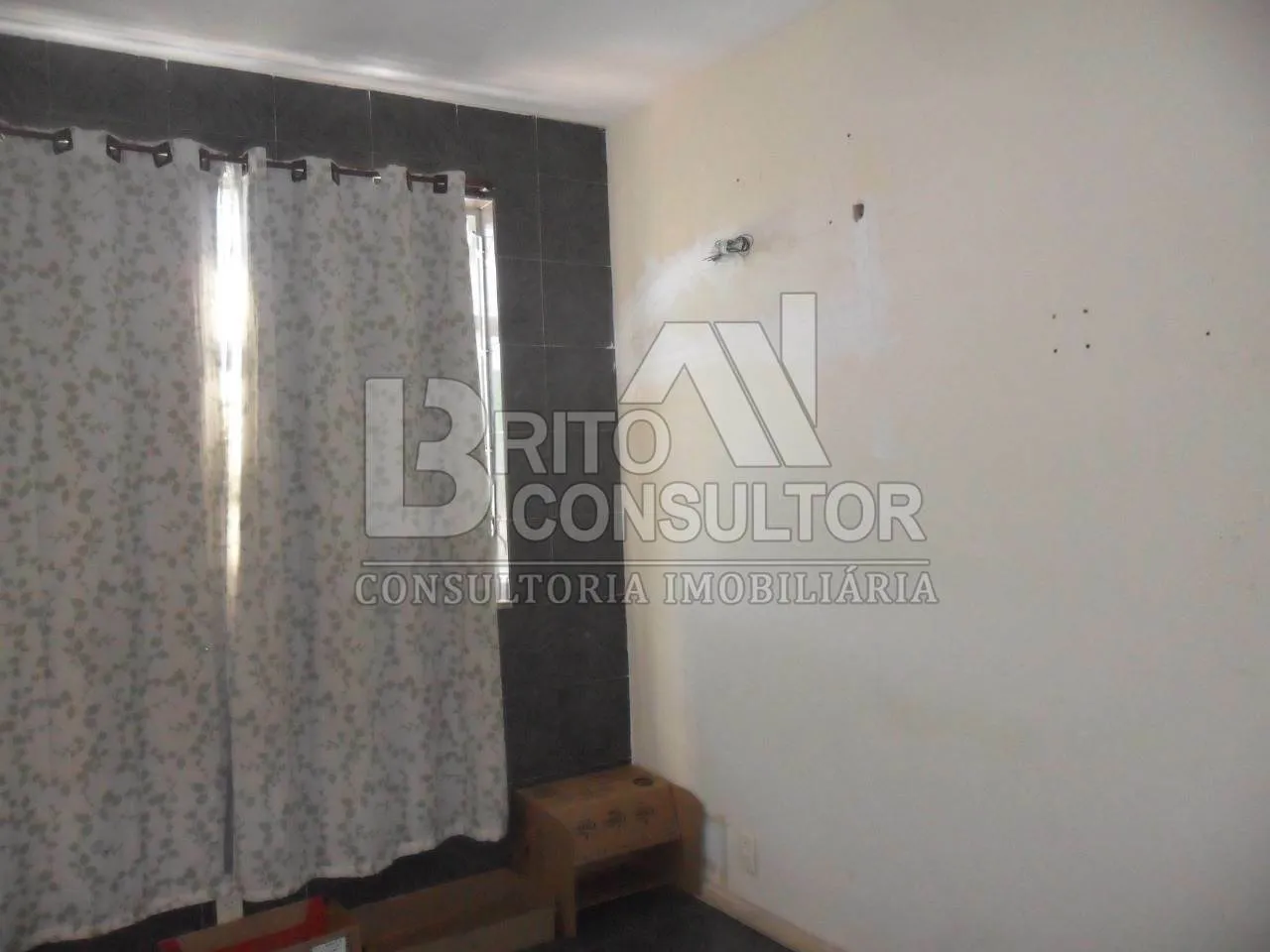 Imagem Vendo Casa Tríplex em Cond Fechado 4 Qts, 4 Vagas, Terraço Mutua - São Gonçalo/RJ.