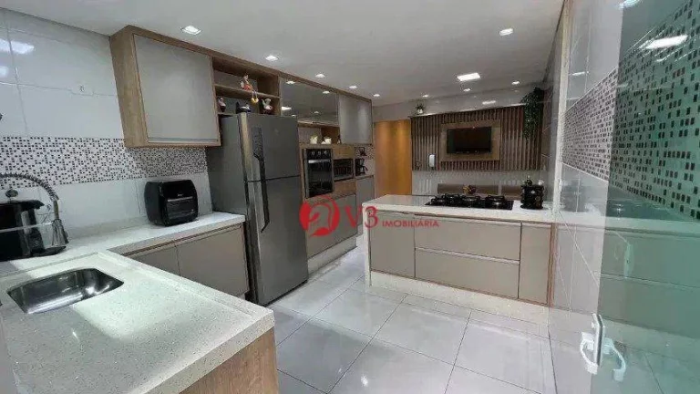 Imagem Sobrado a venda na Vila Nhocune 3 Dormitórios sendo 1 Suíte, 2 Vagas, 160 m2